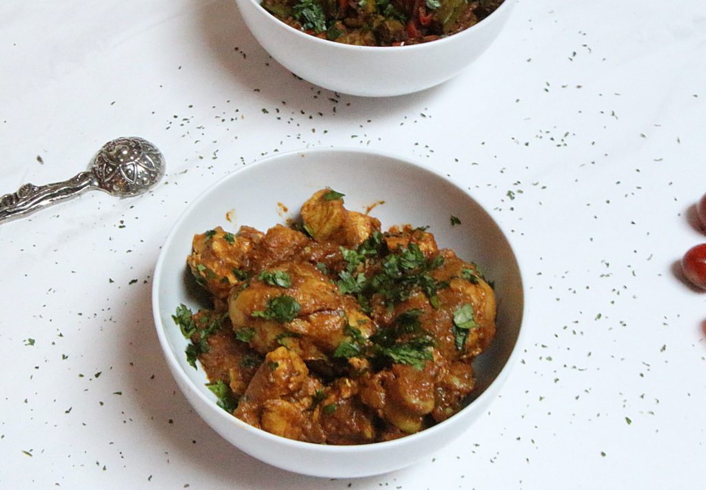 Restaurant Style Chicken Curry