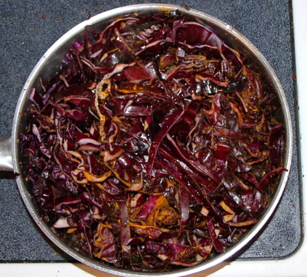 Purple cabbage in pan