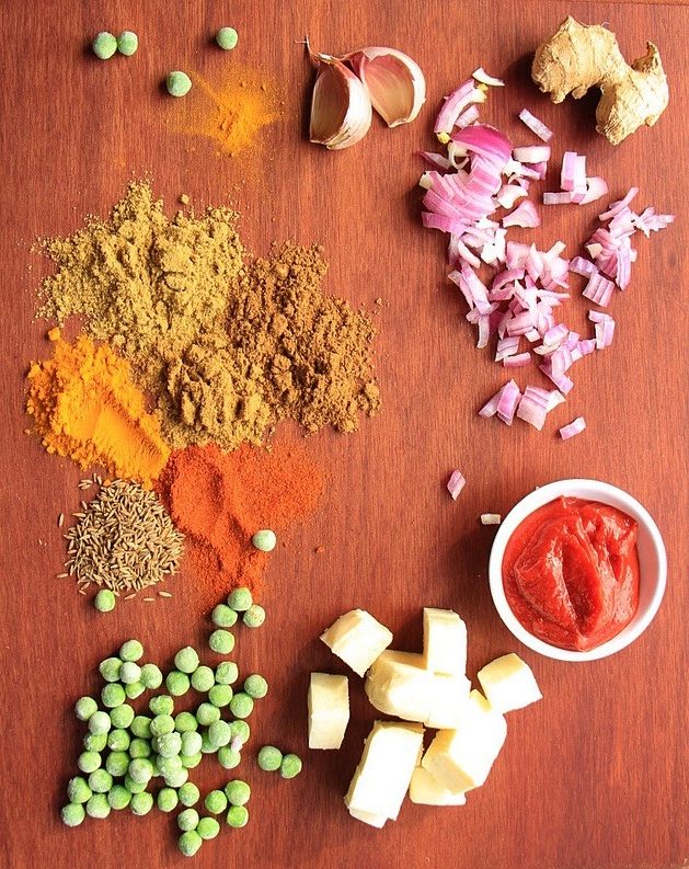Ingredients for mattar paneer