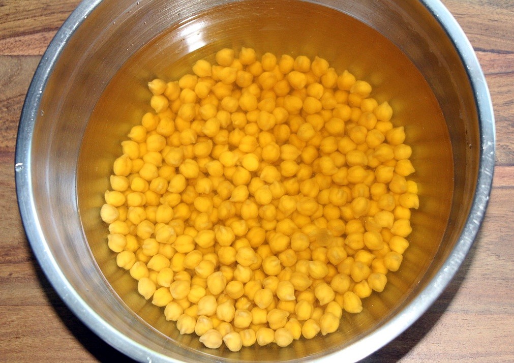 Soaked chickpeas