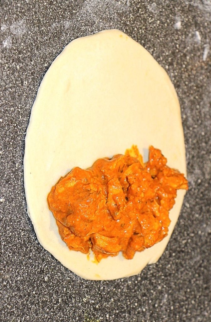 Butter chicken pasties with filling