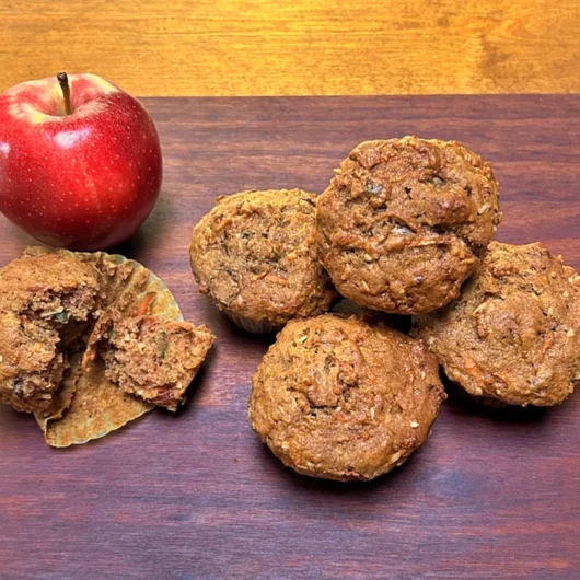 Healthy apple carrot muffins