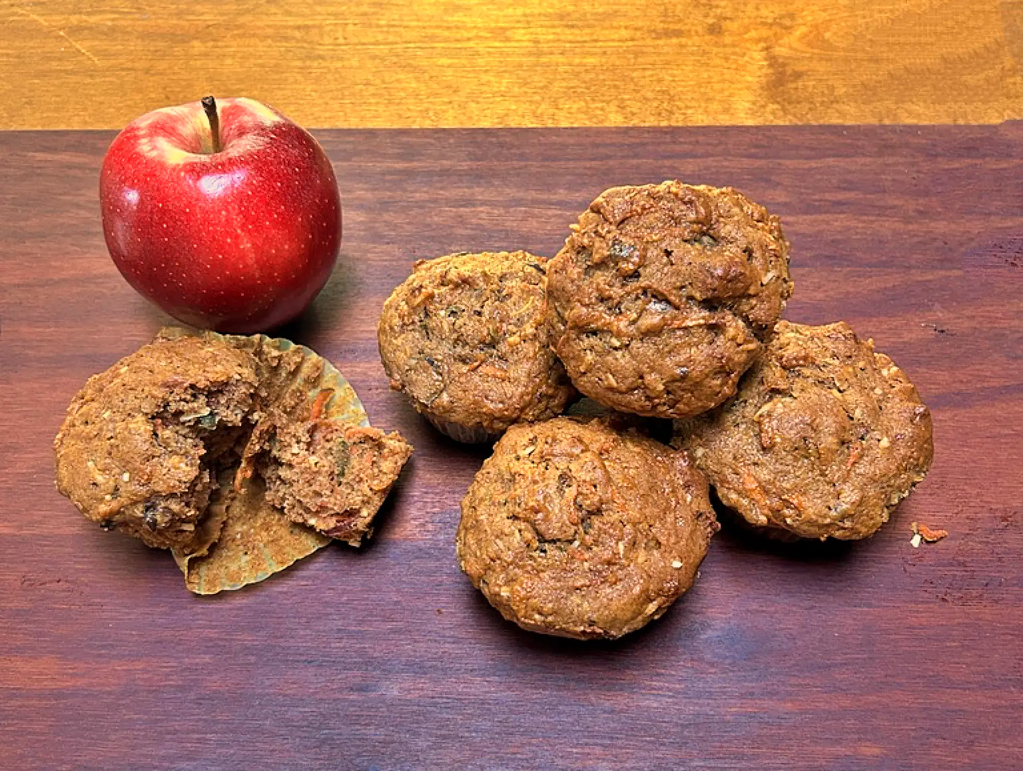 Healthy apple carrot muffins